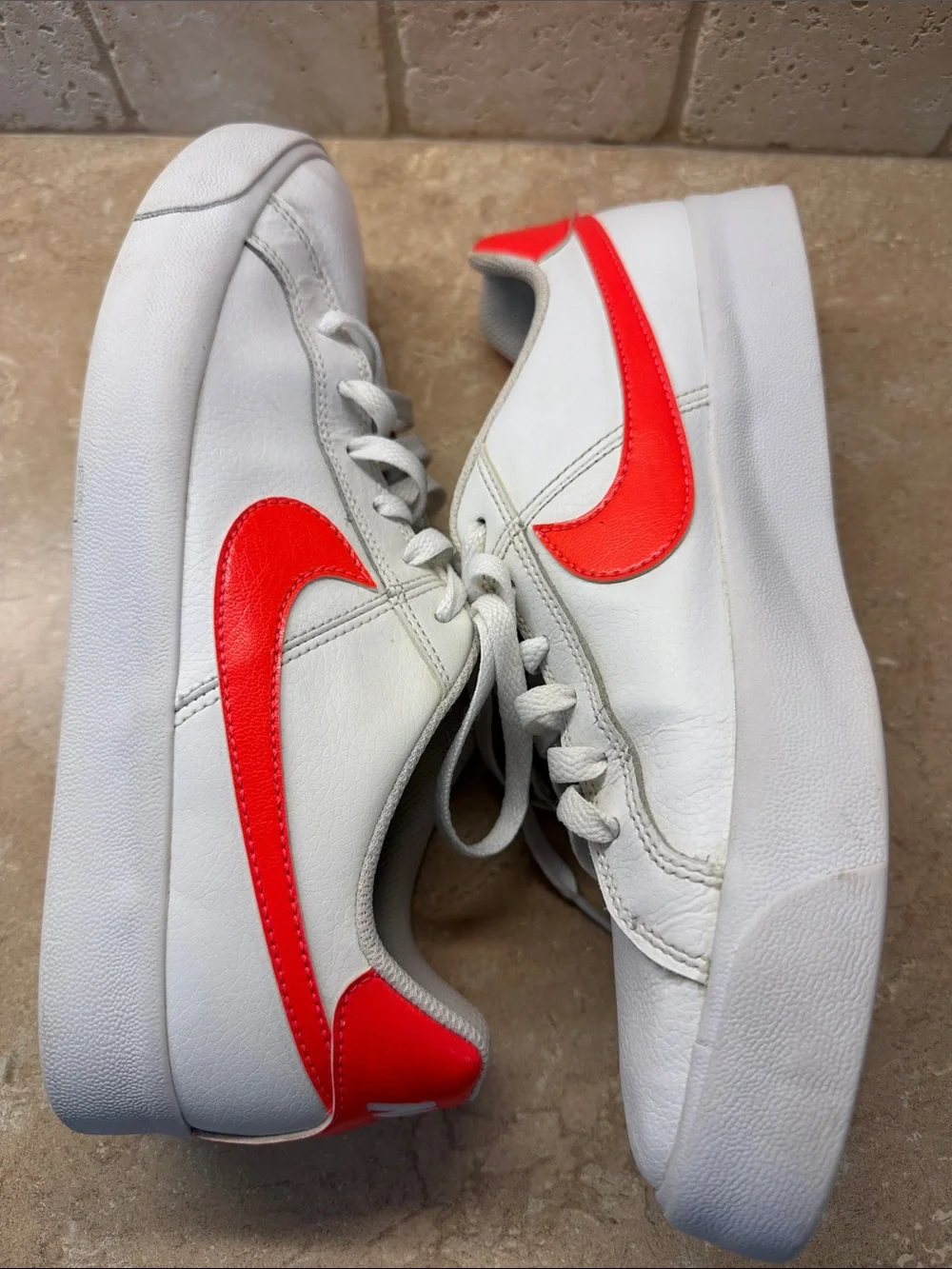 Nike Women’s 9.5 Shoes